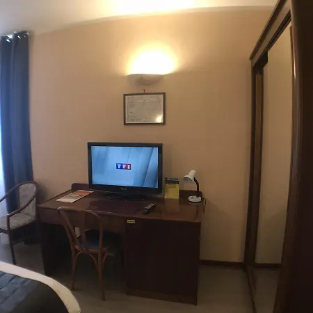 Готель Vesuvio 4*