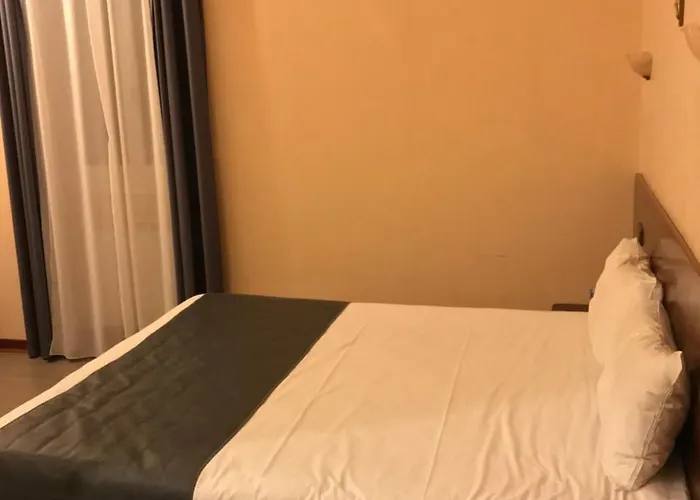 Vesuvio Λούρδη