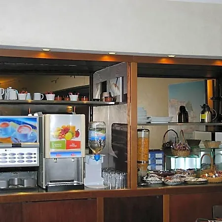 Vesuvio Otel Lourdes