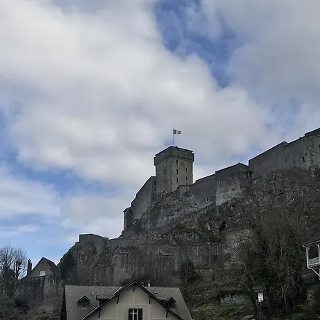 فيسوفيو فندق 4*