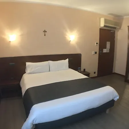 Otel Vesuvio 4*