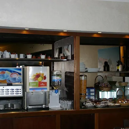 Vesuvio Otel Lourdes