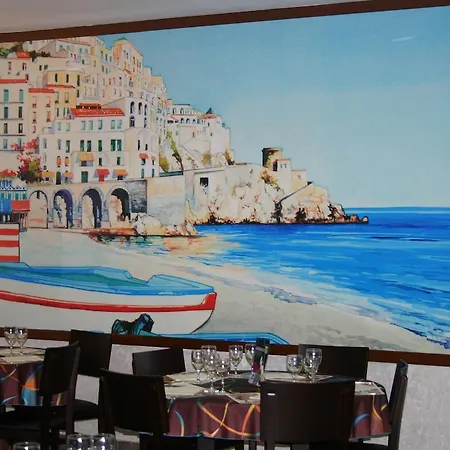 维苏韦沃酒店 酒店