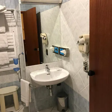 Vesuvio Otel 4*