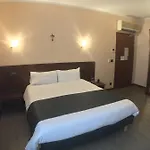 Ξενοδοχείο Vesuvio 4*